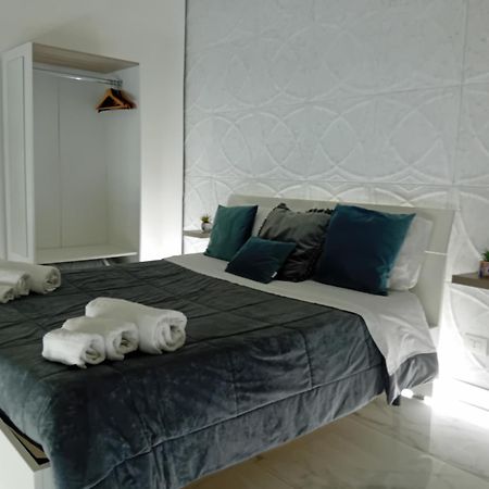 Apartamento Donna Rita House Nápoles Exterior foto